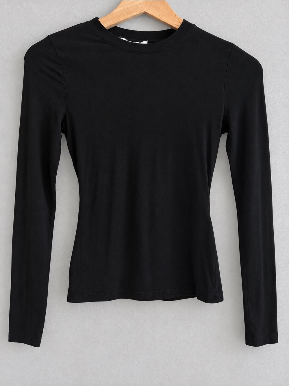 That’s So Fetch Black Long Sleeve Fitted Stretch Top Women’s Size 2 Y2K